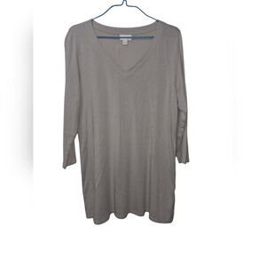 J Jill V Neck 3/4 Sleeve Top Medium
